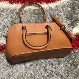 Women’s fashion leather purse